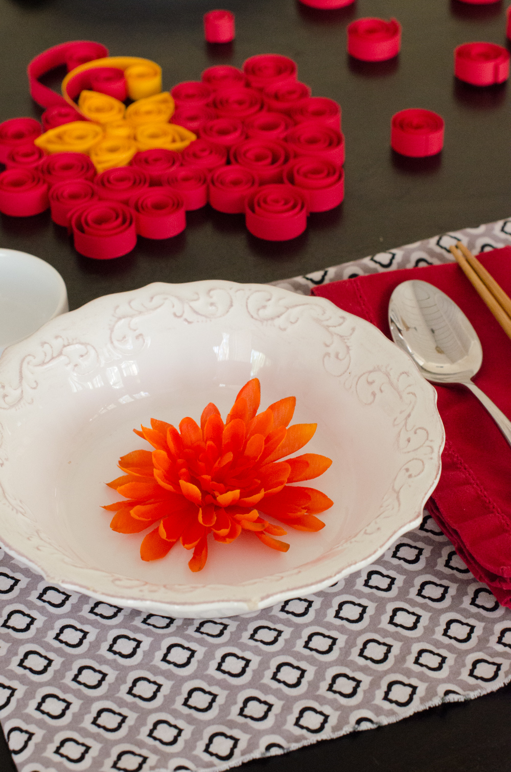 Vietnamese Quilled Tablescape from ChefSarahElizabeth.com